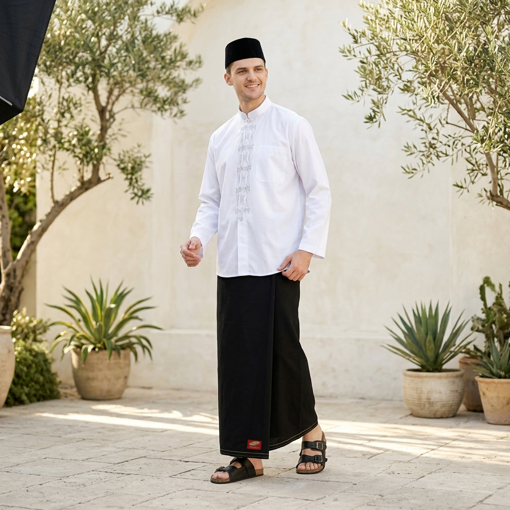 Sarung ATLAS Premium 725 Tumpal Kembang Polos Warna Hitam 01