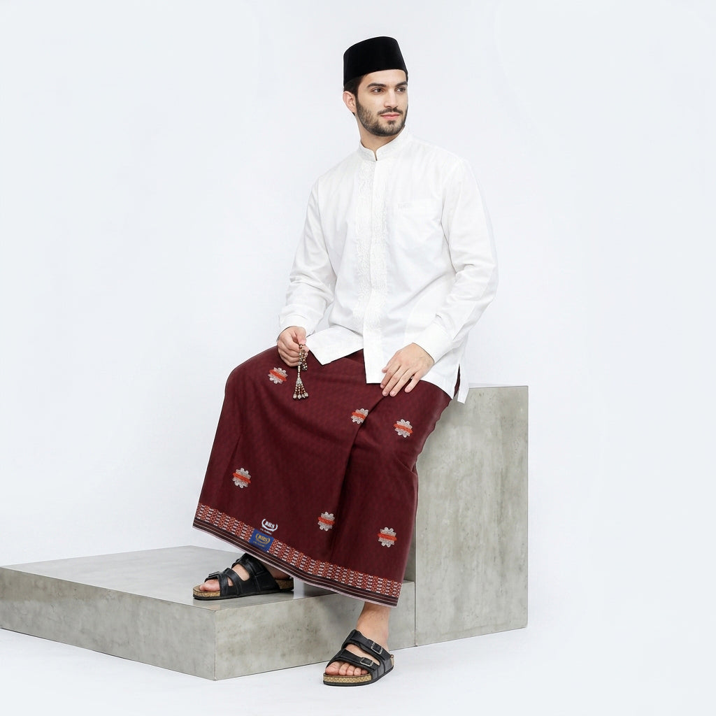 Sarung BHS Classic Gold Motif C45 SSJ SJ Merah