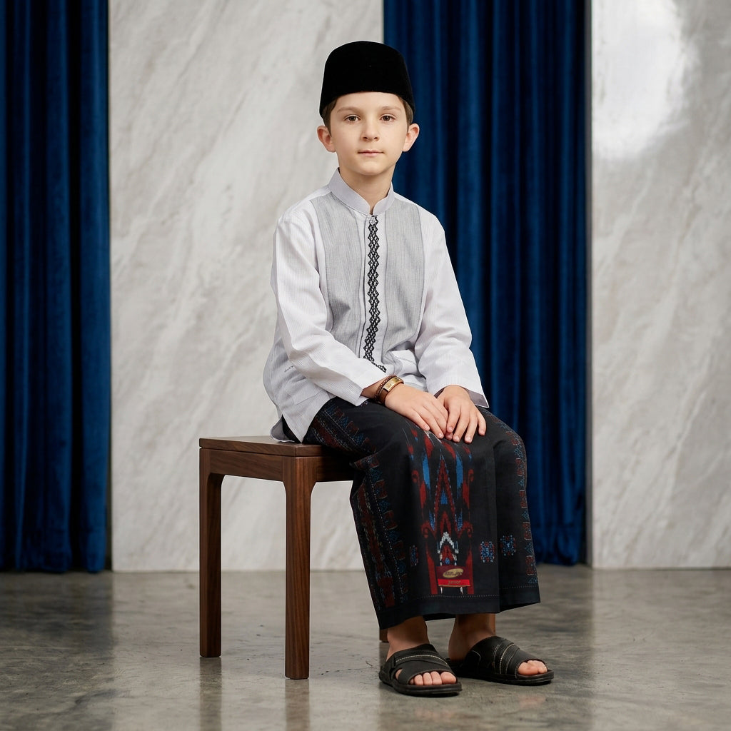 Sarung ATLAS Junior 435 A3-SSL Hitam Merah
