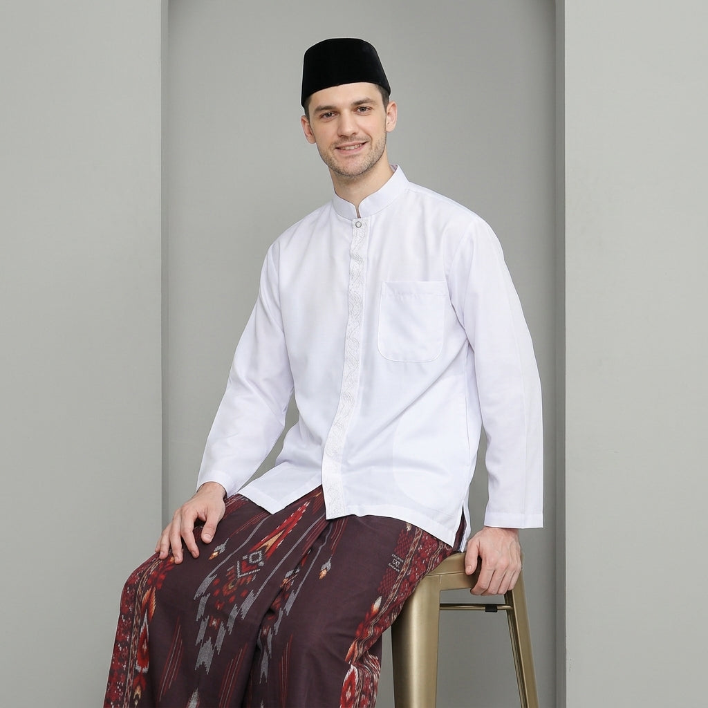 Sarung ATLAS Idaman 555 Kembang Motif BHS A5 GSN Merah Hati